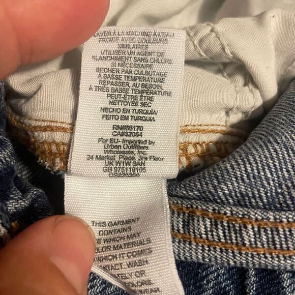 Free People We The Free denim Mini Jean skirt Distressed Button Fly Size 25 - Picture 9 of 11